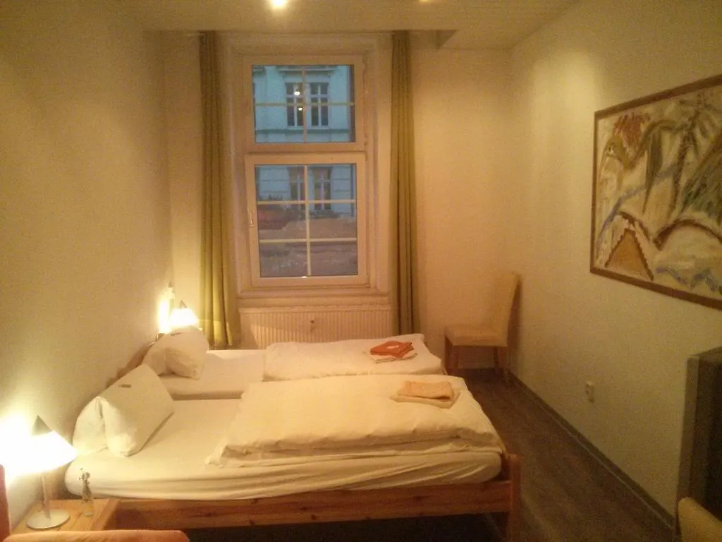 Pension Leipzig 0*,